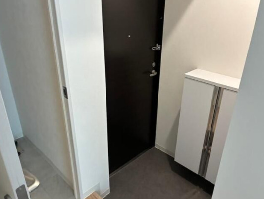 玄関　明るい玄関です