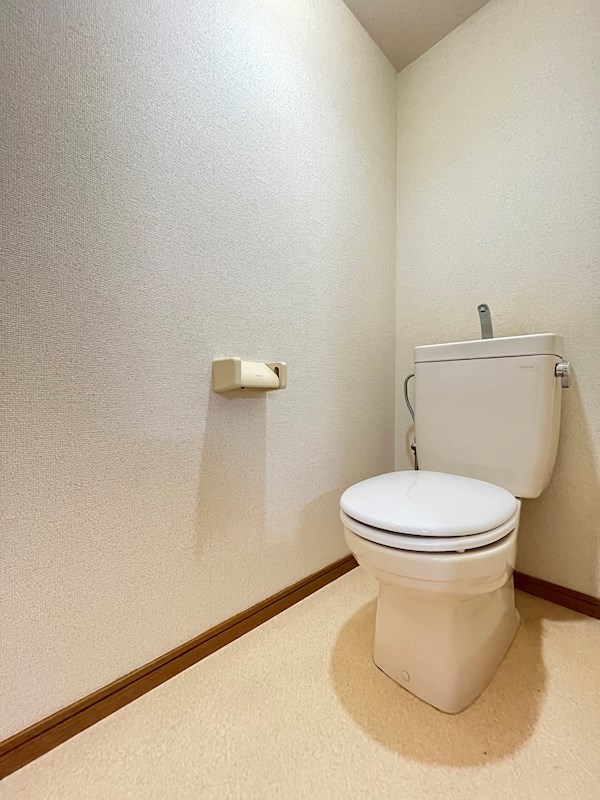 トイレ　別部屋写真
