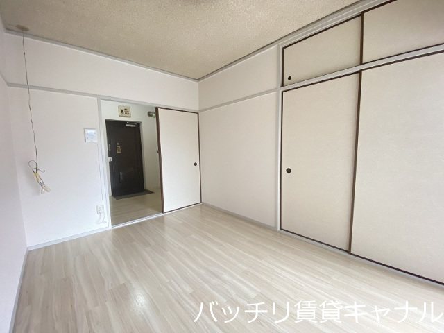 居室・リビング　画像は別号室タイプの為、現状を優先致します。