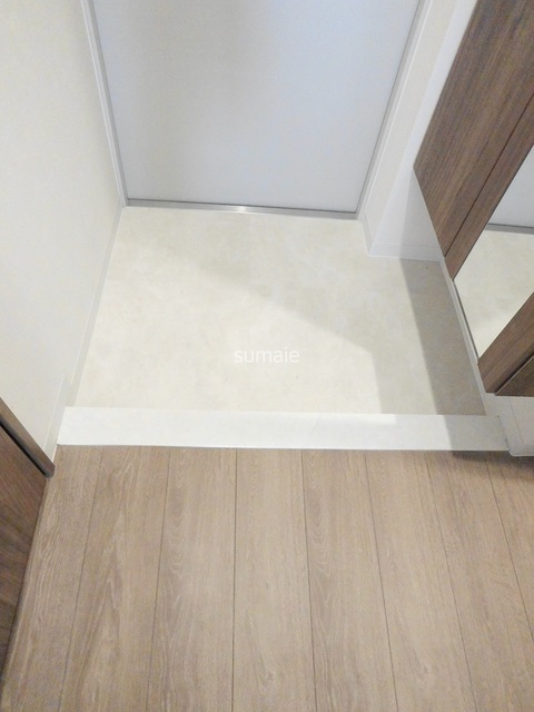 玄関　玄関です。