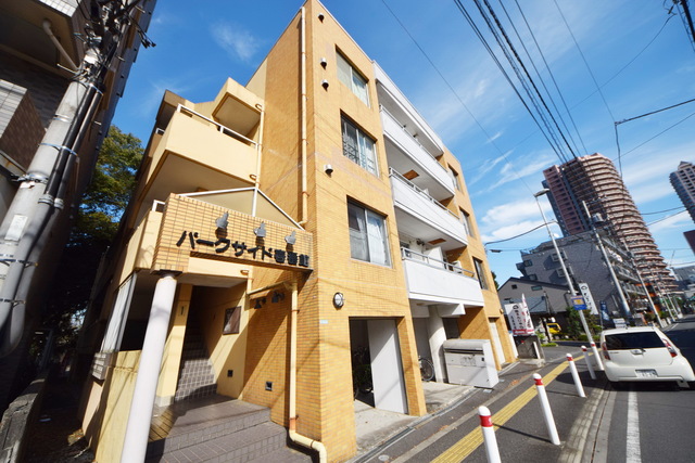 建物外観　～ドーンっと～