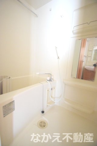 バス・シャワールーム　お風呂です