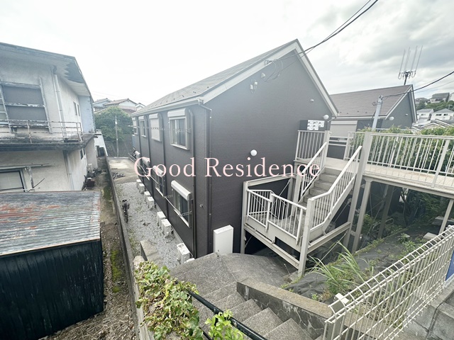 建物外観　【住環境、アクセス良好のおすすめ物件！】南向き明るいお部屋♪