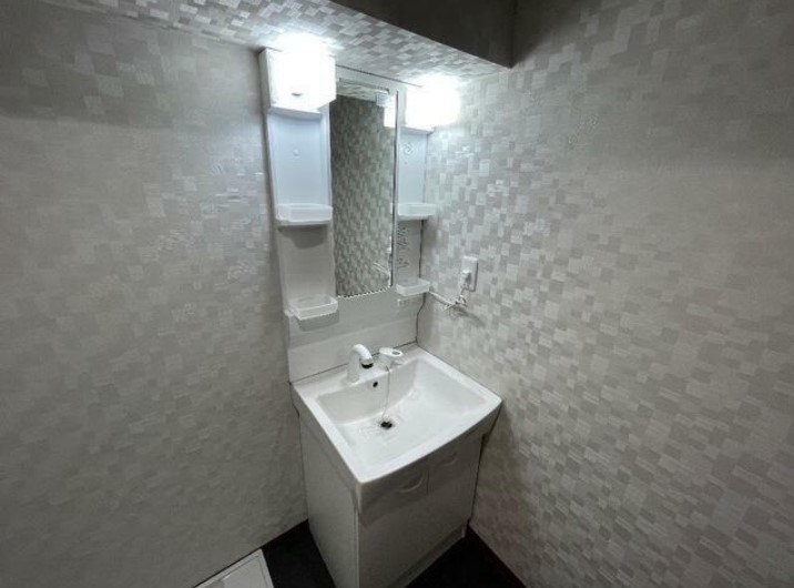 洗面設備　同建物別部屋参考写真