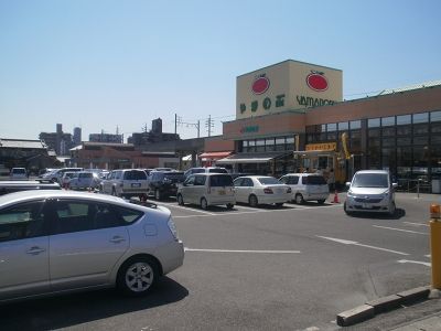 スーパー　やまのぶスーパー梅坪店（スーパー）まで411m