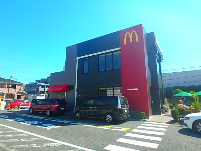 飲食店　マクドナルド（飲食店）まで856m