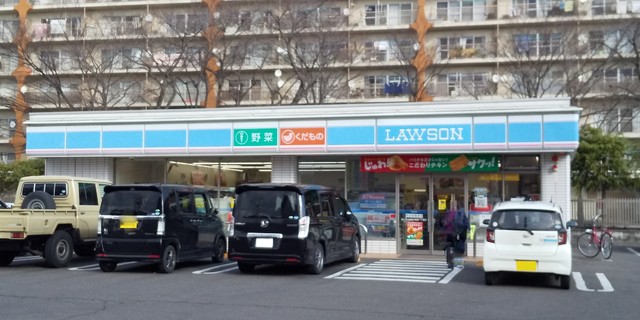 コンビニ　ローソン仙台八本松一丁目店（コンビニ）まで429m