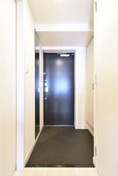 玄関　名古屋で一番初期費用の安い賃貸専門の不動産会社です(^^)