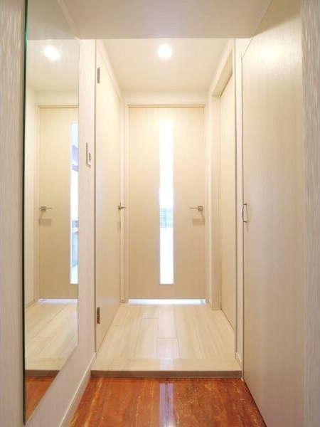 プレジオ城東の玄関写真