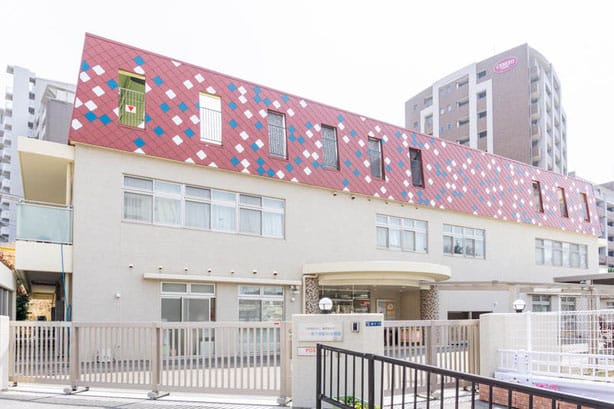 幼稚園・保育園　あいの南千里駅前保育園（幼稚園・保育園）まで402m