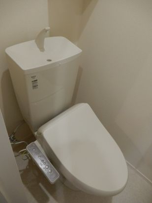 トイレ　コンパクトで使いやすいトイレです