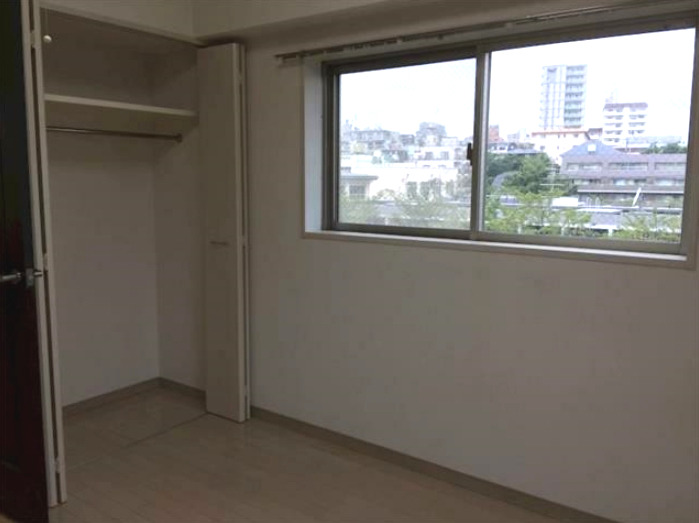 居室・リビング　6帖のお部屋。