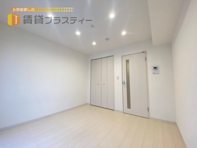 ＪＲ武蔵野線 船橋法典駅 徒歩10分 3階建 築11年の居間写真