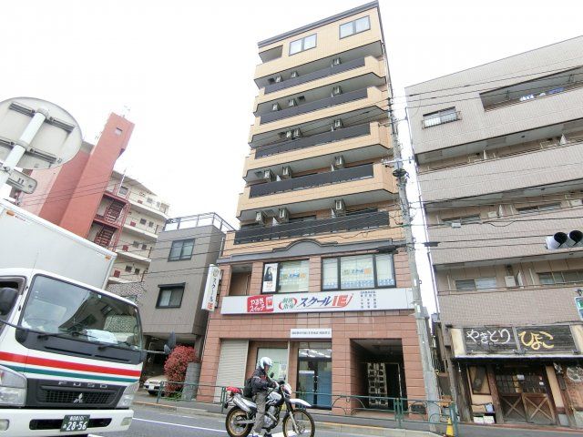 富栄ビルの外観写真
