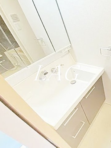 洗面設備　独立洗面台です。