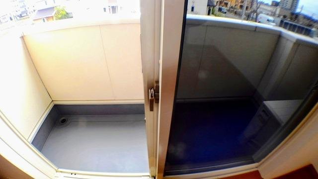 バルコニー　バルコニーがあります