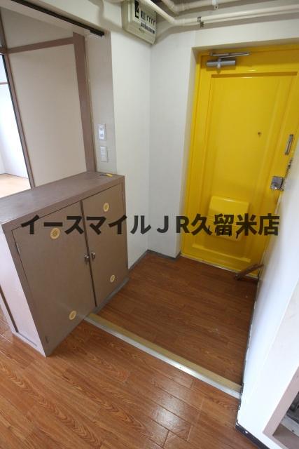 玄関　落ち着いた玄関です