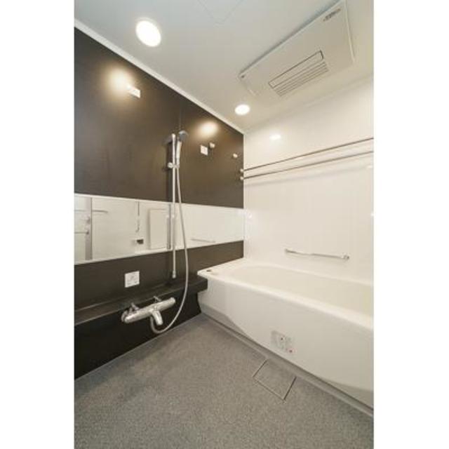 バス・シャワールーム　※写真は同タイプ住戸です。