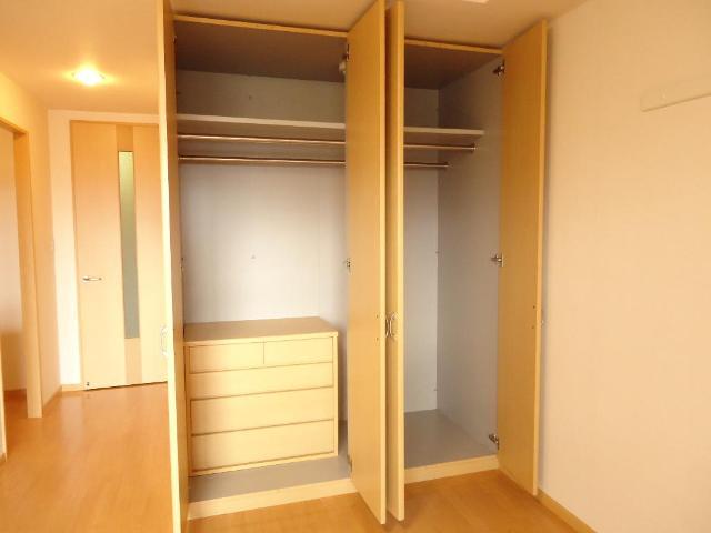 収納　クローゼット