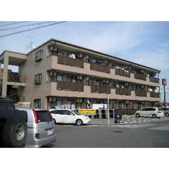 羽島市竹鼻町丸の内のアパートの建物外観