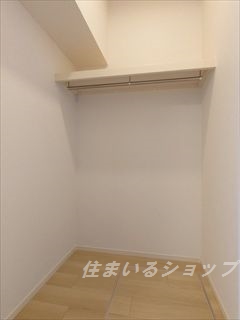 【安芸高田市吉田町吉田のアパートの収納】