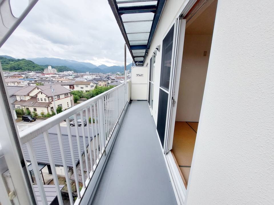 バルコニー　バルコニー