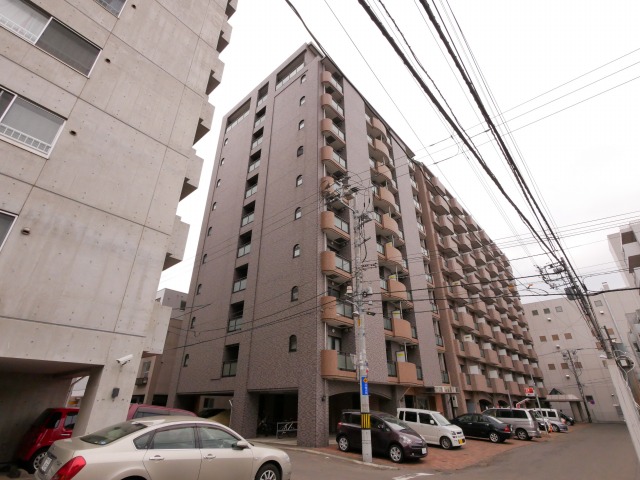 北海道札幌市中央区南四条西１０（マンション）の賃貸物件の外観