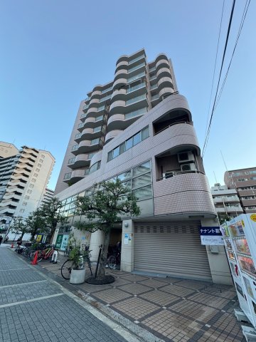 大阪市浪速区日本橋西のマンションの建物外観