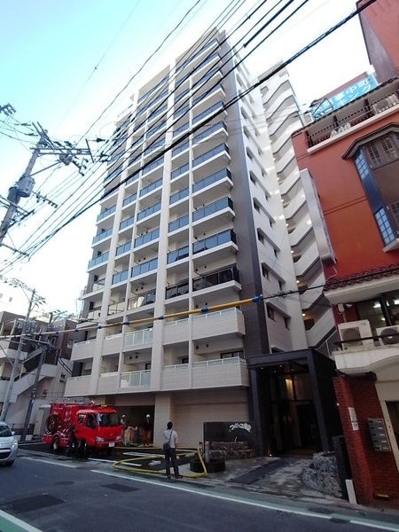 【長崎市中町のマンションの建物外観】