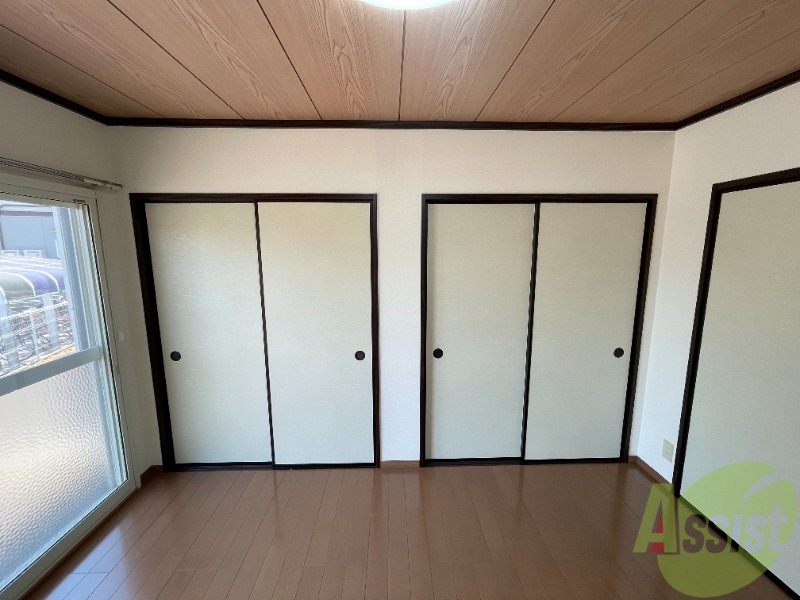 収納　収納はこちら。中の様子が気になりますね。。