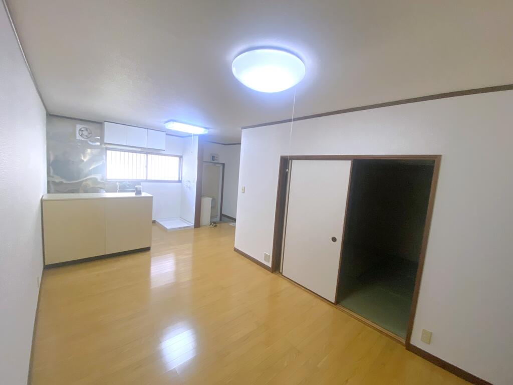 居室・リビング　おちついた安心の角部屋