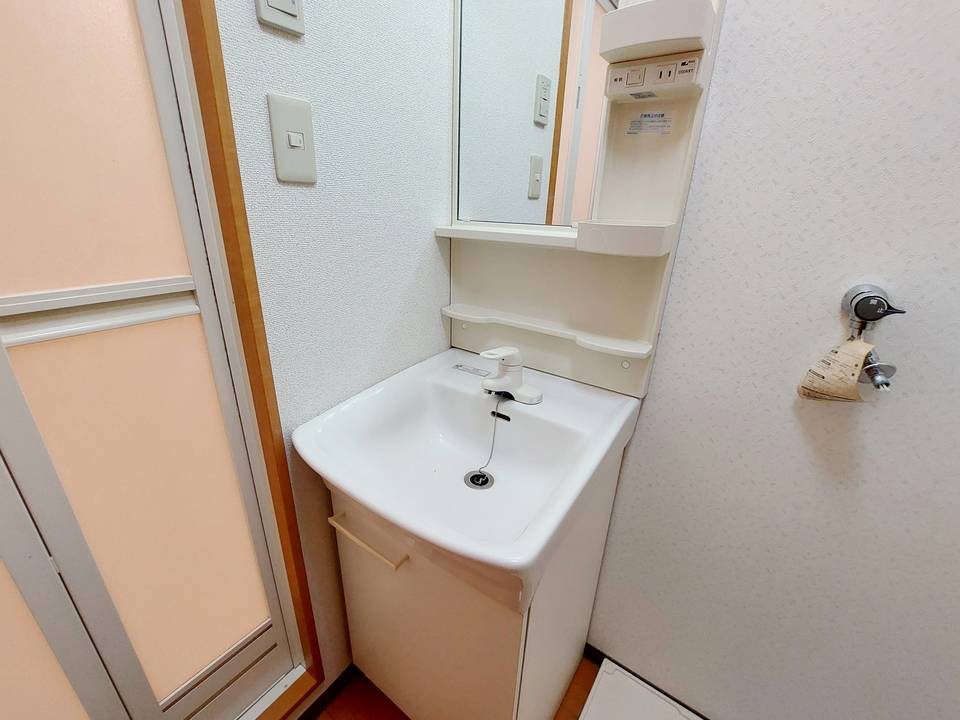 洗面設備　ドレッサー