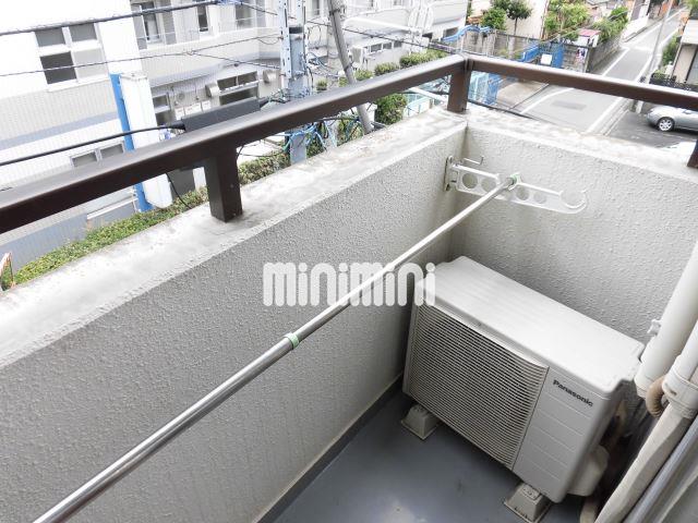 バルコニー　ベランダあります