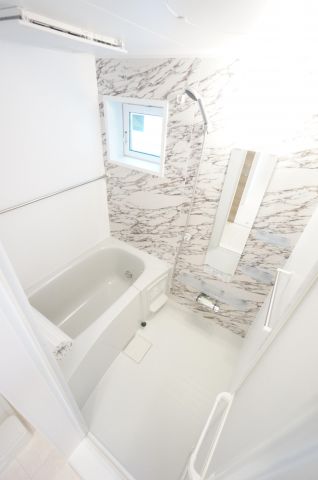 バス・シャワールーム　※同物件・同タイプの写真です。