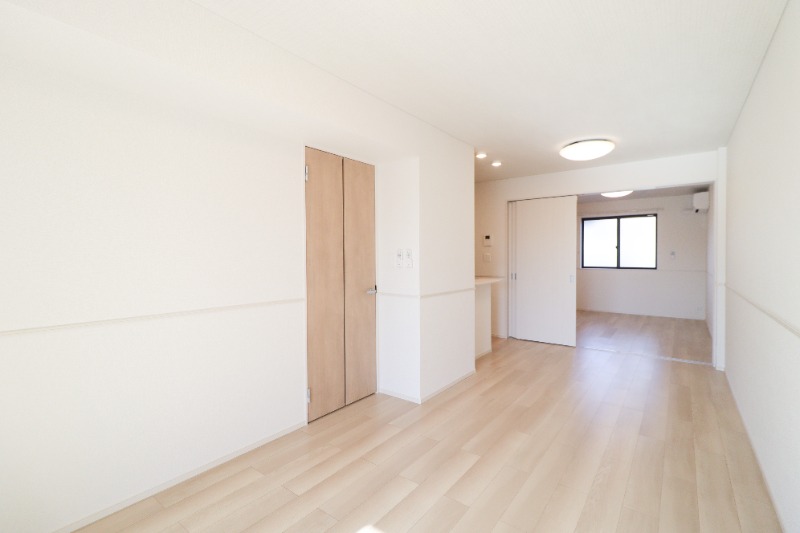 居室・リビング　図面と現状に相違がある場合には現状を優先