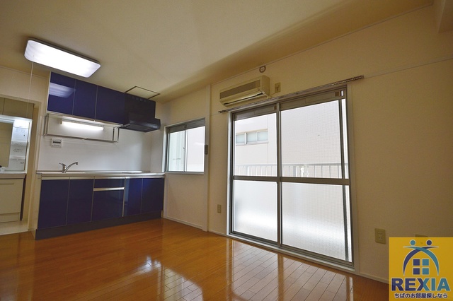 居室・リビング　別号室反転タイプ