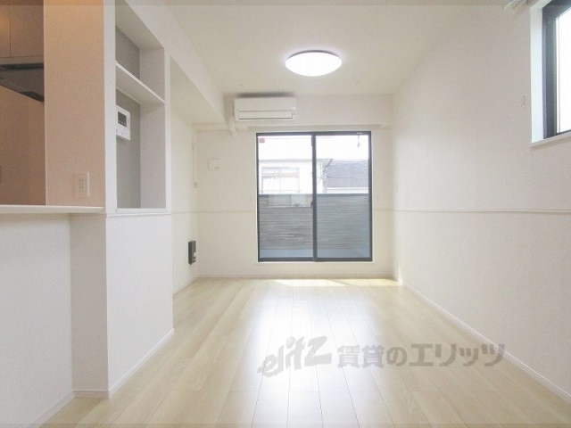 居室・リビング　リビング