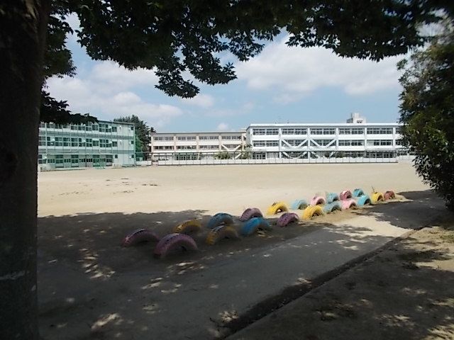 小学校　水戸市立吉田小学校（小学校）まで1000m