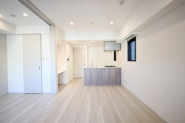 居室・リビング　こちらのリビングで趣味の時間をお楽しみください