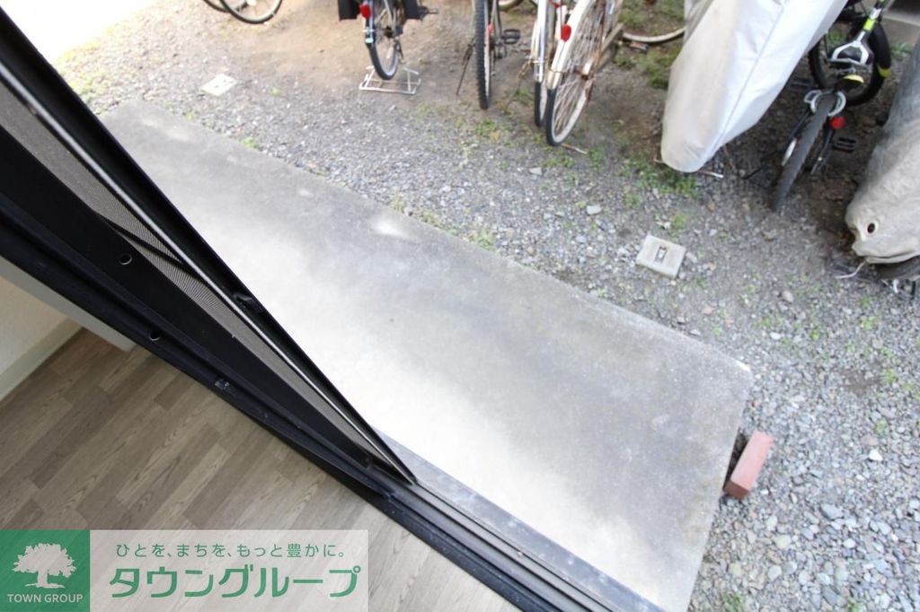 バルコニー　テラス