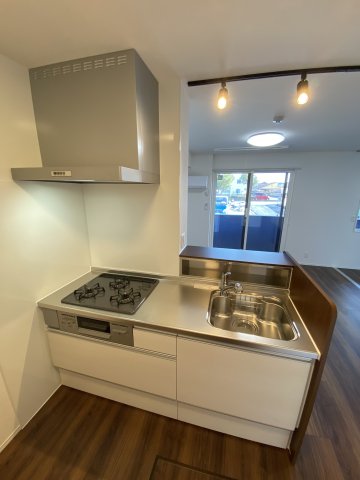 キッチン　※別の間取りのお部屋のお写真です※