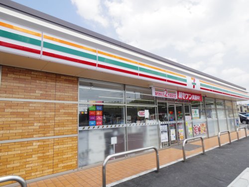 コンビニ　セブンイレブン 木津川城山台9丁目店（コンビニ）まで1654m