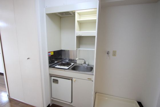 キッチン　※別の部屋の写真です