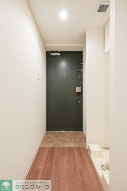 玄関　お部屋探しは株式会社　タウンハウジング　までお気軽にお問合…