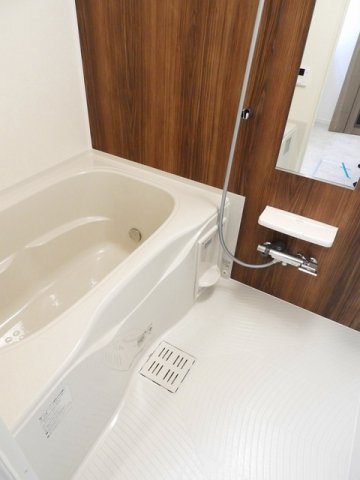 バス・シャワールーム　ゆったり過ごせるお風呂です