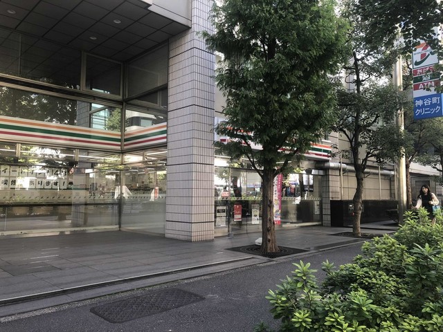 コンビニ　セブンイレブン（コンビニ）まで80m