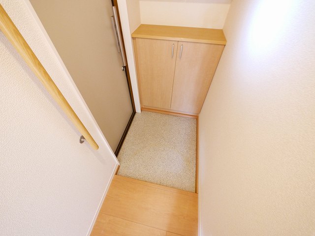 玄関　明るい玄関です