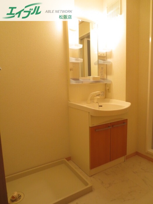 洗面設備　同タイプのお部屋です。