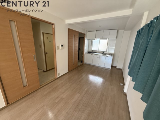 居室・リビング　エアコン付きで初期費用を抑えられます！