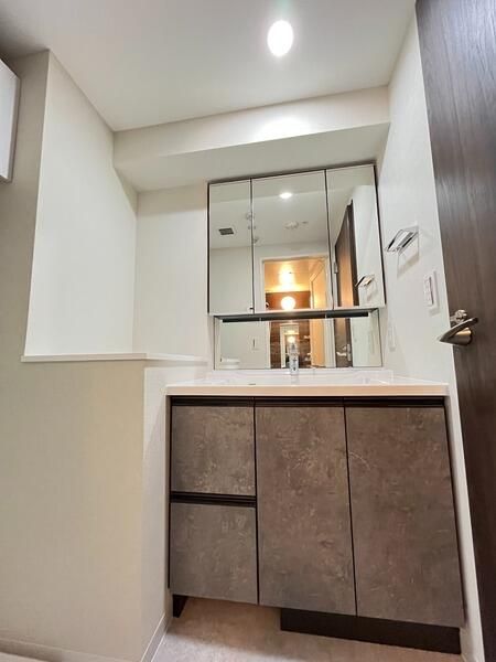 洗面設備　別部屋参考写真